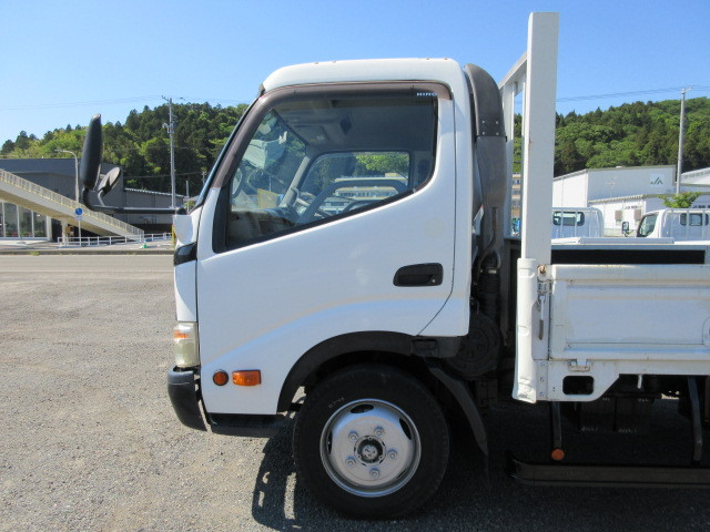 Hino dutro Small Flat body BKG-XZU454M(67765) 36枚目