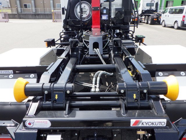 日野 - 中型 コンテナ専用車 2KG-GD2ABA(111131) 5枚目