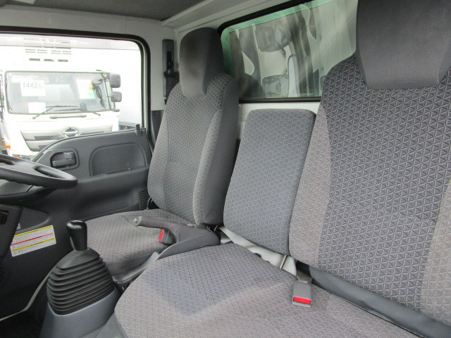Isuzu elf Small Flat body 2RG-NKR88A(91367) 21枚目