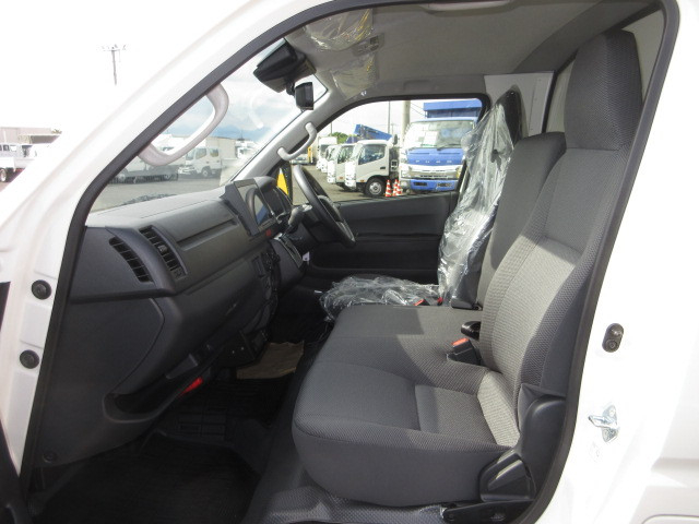 トヨタ ハイエース 小型 冷蔵冷凍バン 3DF-GDH206V(113288) 29枚目