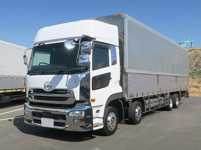UDトラックス（日産） クオン 大型 ウィング QKG-CG5ZE(40894) 1枚目