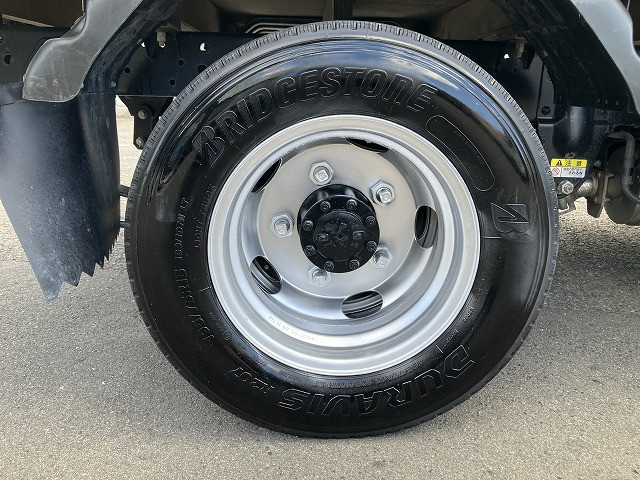 いすゞ エルフ 小型 平ボディ 2RG-NJR88A(110910) 30枚目