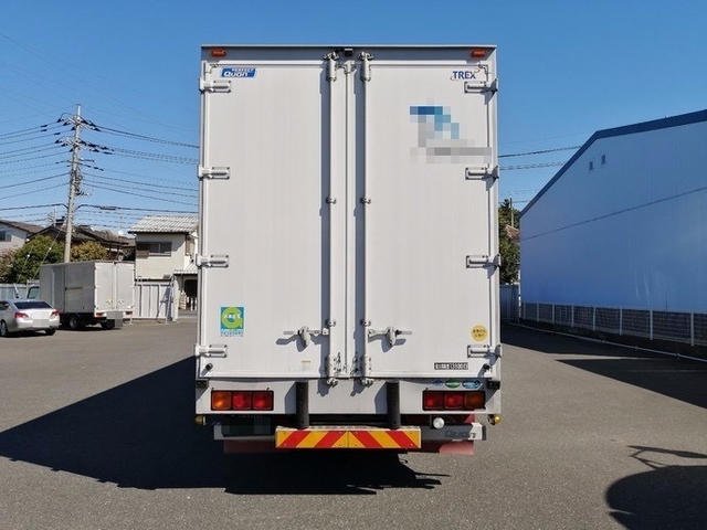 UDトラックス（日産） クオン 大型 ウィング QKG-CG5ZA(3792) 6枚目
