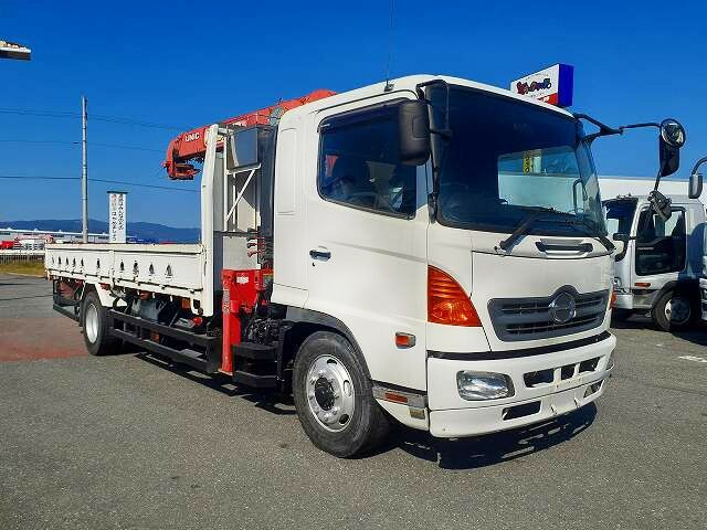 日野 レンジャー 増トン 平ボディ（クレーン付） ADG-FE7JLWA(35600) 2枚目
