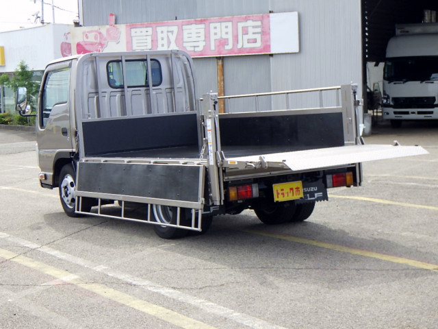 いすゞ エルフ 小型 平ボディ TRG-NJR85A(111426) 43枚目