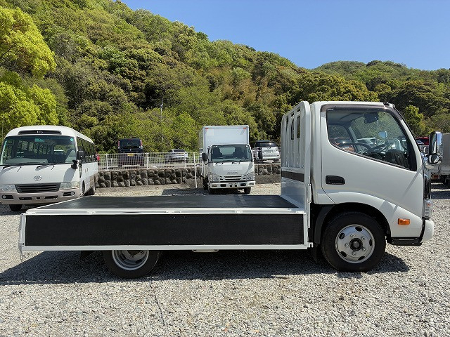 Toyota dyna Small Flat body 2PG-XZU605(105312) 12枚目