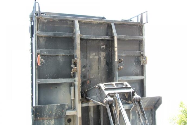 Isuzu giga Large Soil dump QKG-CXZ77AT(11823) 39枚目