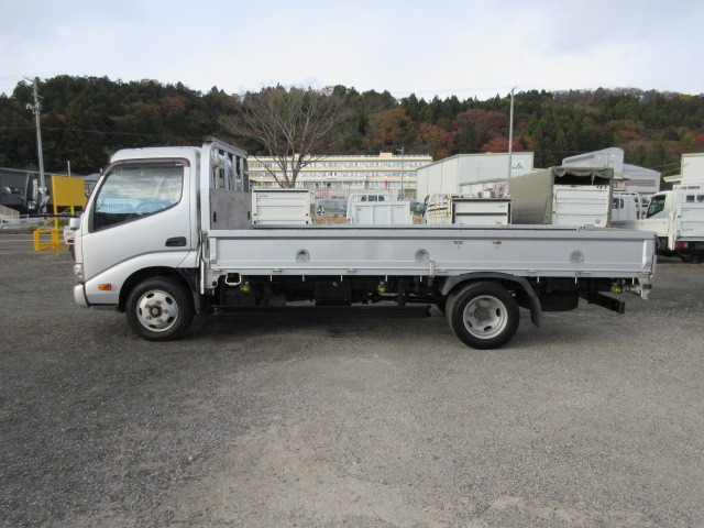 トヨタ トヨエース 小型 平ボディ 2RG-XZC655(98560) 5枚目