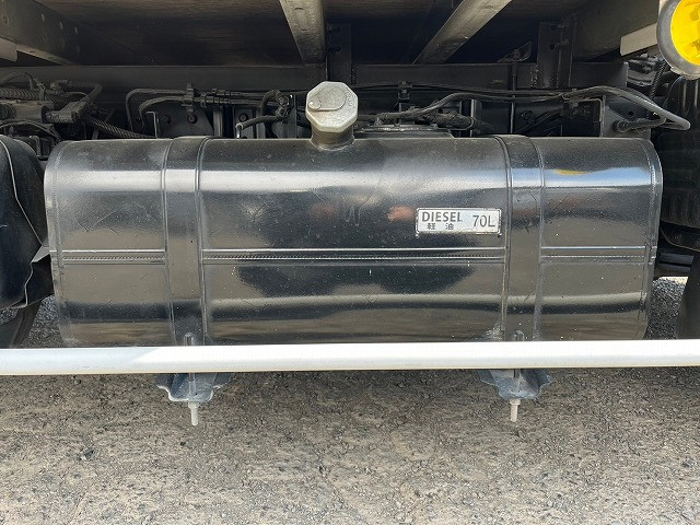 三菱ふそう キャンター 小型 バン TKG-FEA50(87021) 36枚目