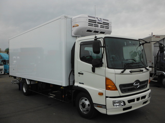 日野 レンジャー 中型 冷蔵冷凍バン TKG-FC9JKAG(1351) 2枚目