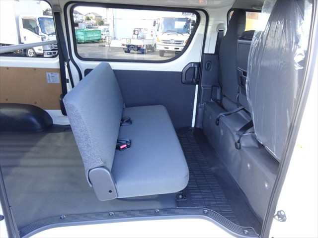 トヨタ ハイエース 小型 Translation missing: ja.item.body_keijou_enum.body_keijou_light_van 3BF-TRH200V(97597) 11枚目