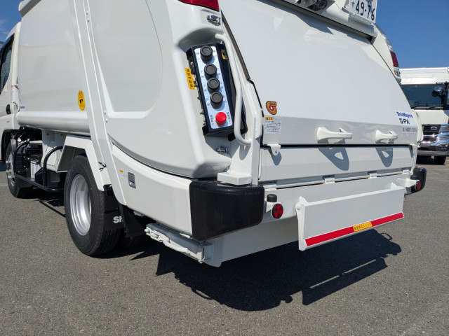三菱ふそう キャンター 小型 塵芥車（プレス式） 2RG-FEAV0(107449) 5枚目