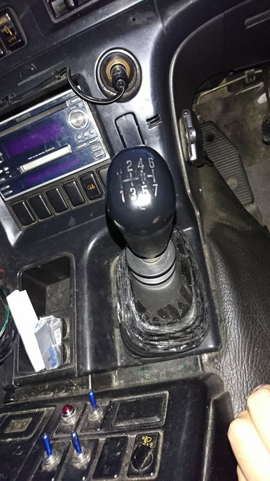 いすゞ ギガ 大型 平ボディ KC-CYM81V2W(2229) 22枚目