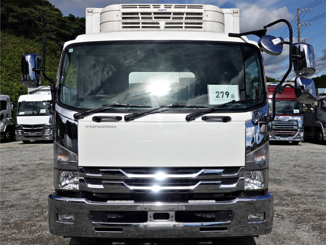 いすゞ フォワード 増トン 冷蔵冷凍バン LKG-FTR90T2(112004) 3枚目