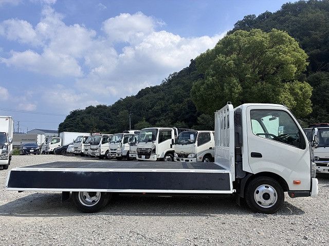トヨタ トヨエース 小型 平ボディ 2RG-XZC710(112265) 12枚目