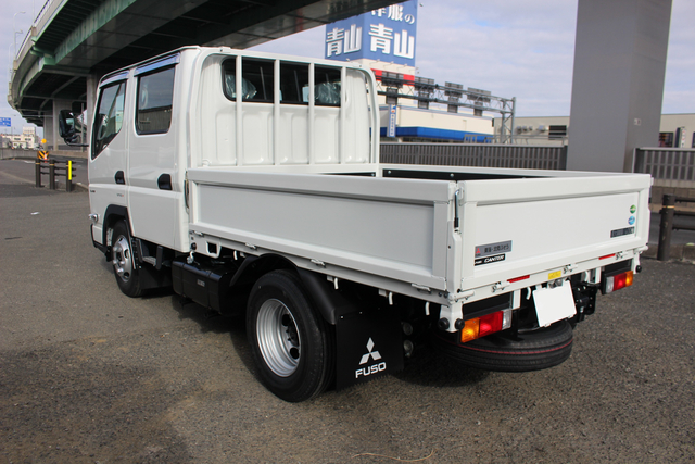 三菱ふそう キャンター 小型 Wキャブ 2TG-FDA00(104992) 4枚目