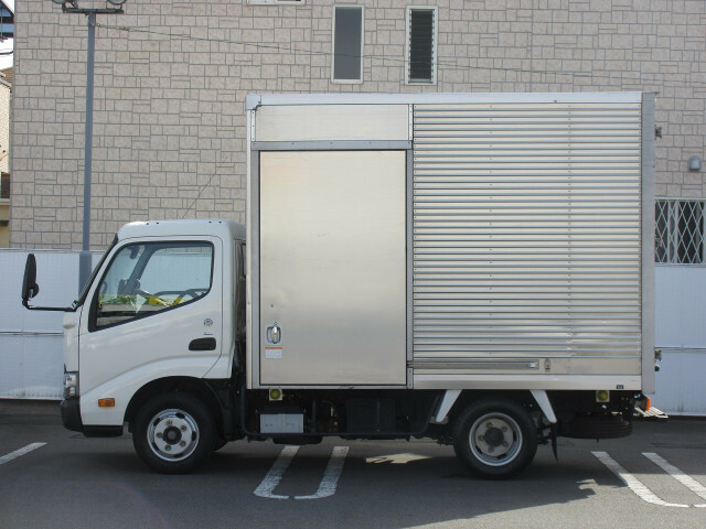 トヨタ ダイナ 小型 バン TKG-XZC605(9228) 5枚目