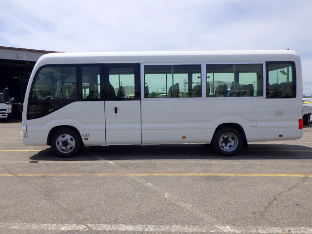 トヨタ コースター 小型 バス 2DG-XZB70(106067) 4枚目