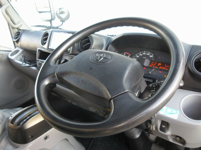 トヨタ ダイナ 小型 バン TKG-XZU605(10179) 34枚目