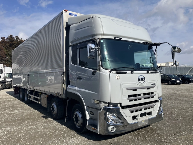 日産自動車 クオン 大型 ウィング 2PG-CG5CA(106657) 3枚目
