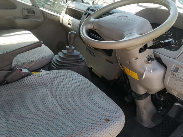 トヨタ ダイナ 小型 平ボディ KR-KDY230(11425) 12枚目