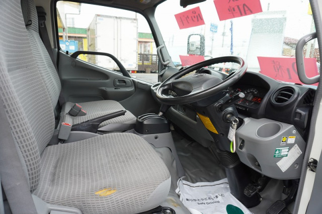 トヨタ ダイナ 小型 バン TPG-XZU605(110733) 43枚目