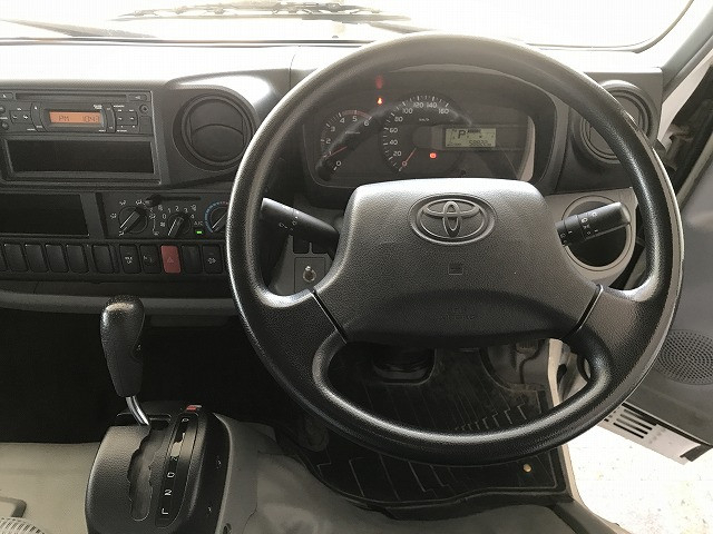 トヨタ トヨエース 小型 平ボディ LDF-KDY281(111980) 25枚目