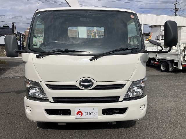 日野 デュトロ 小型 平ボディ SKG-XZU710M(113991) 2枚目