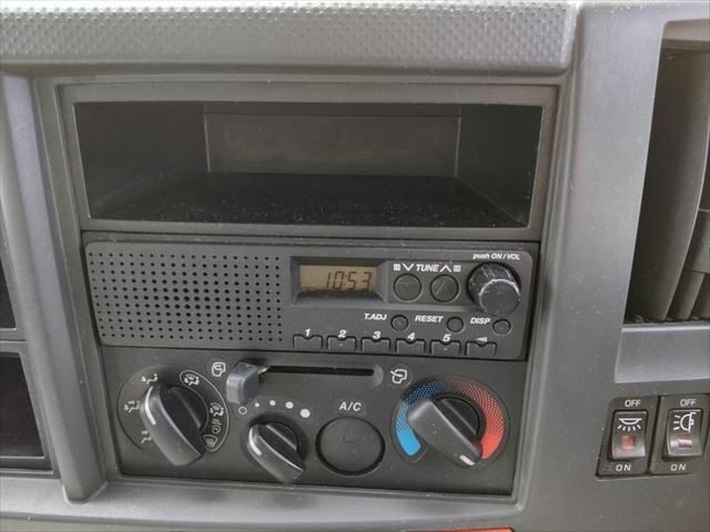 いすゞ エルフ 小型 バン SKG-NPR85AN(8813) 40枚目