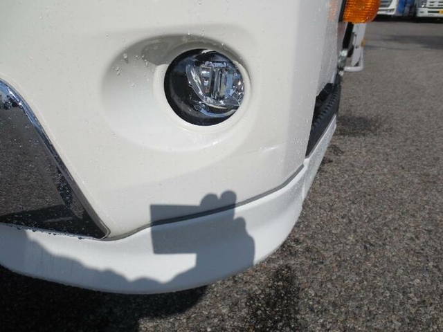 Hino dutro Small Freezer box_body TKG-XZU722M(8865) 19枚目