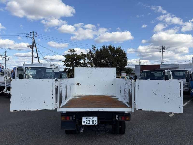 日産自動車 バネット 小型 土砂ダンプ ADF-SKF2LN(113426) 4枚目