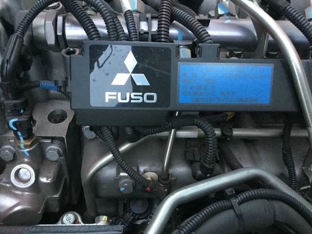 三菱ふそう キャンター 小型 冷蔵冷凍バン TKG-FEA50(2873) 18枚目