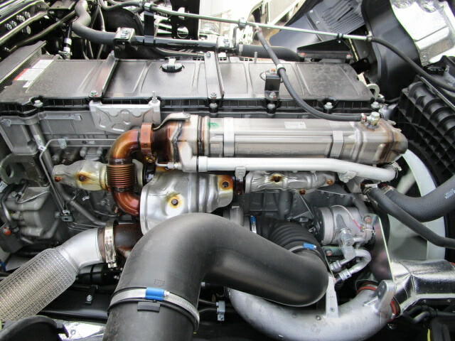 三菱ふそう スーパーグレート 大型 コンテナ専用車 2PG-FV70HY(9528) 32枚目