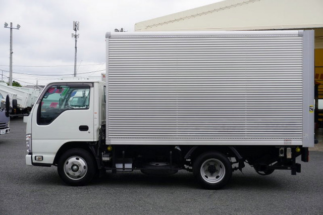 いすゞ エルフ 小型 バン 2RG-NKR88AN(111773) 3枚目