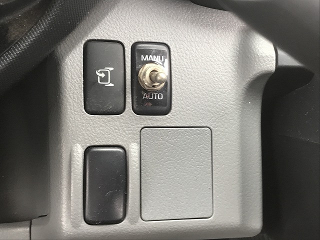 日野 デュトロ 小型 平ボディ（クレーン付） TKG-XZU710M(110138) 42枚目