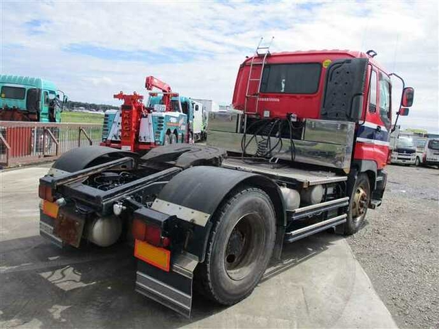 いすゞ ギガ 大型 トラクタ KL-EXD51D3(37773) 3枚目