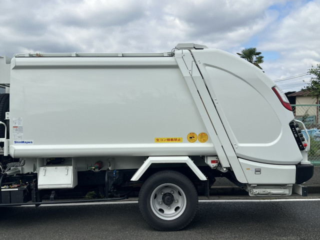 三菱ふそう キャンター 小型 塵芥車（プレス式） 2RG-FEAV0(112441) 7枚目