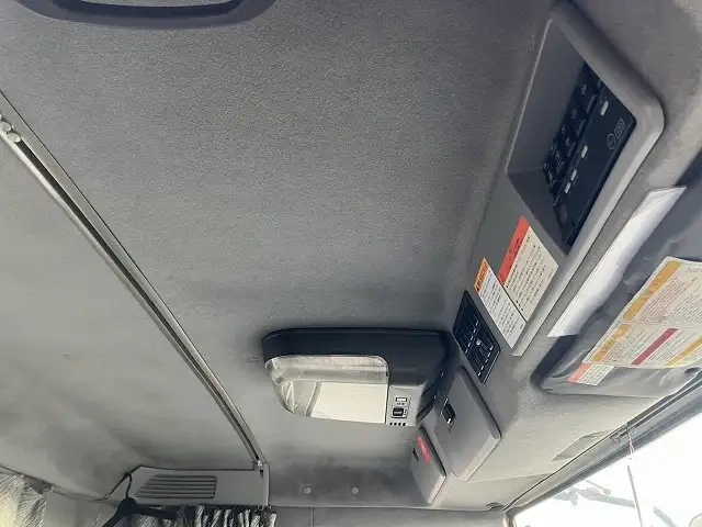 いすゞ ギガ 大型 平ボディ LKG-CYJ77A(113877) 41枚目
