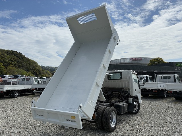 いすゞ エルフ 小型 土砂ダンプ KR-NKR81ED(104069) 8枚目
