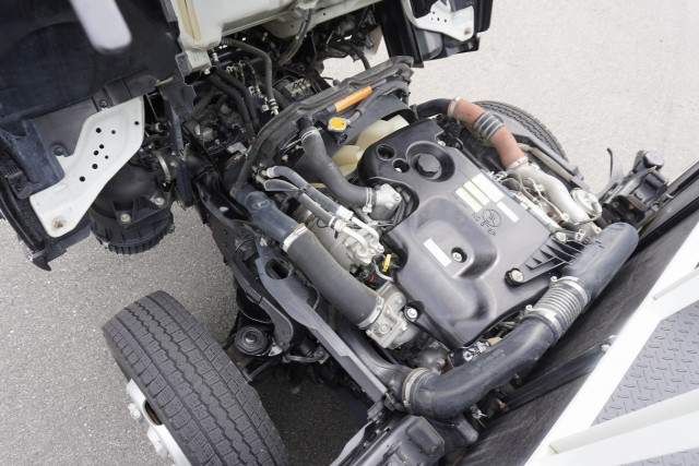 いすゞ エルフ 小型 平ボディ TRG-NHR85A(110220) 21枚目