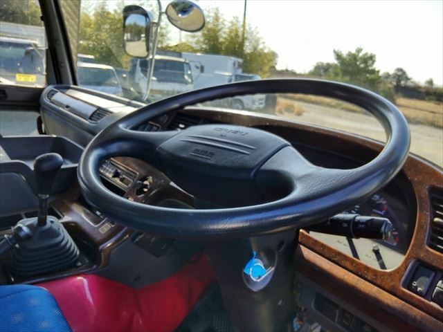 いすゞ ギガ 大型 土砂ダンプ PDG-CXZ52K8(9400) 37枚目