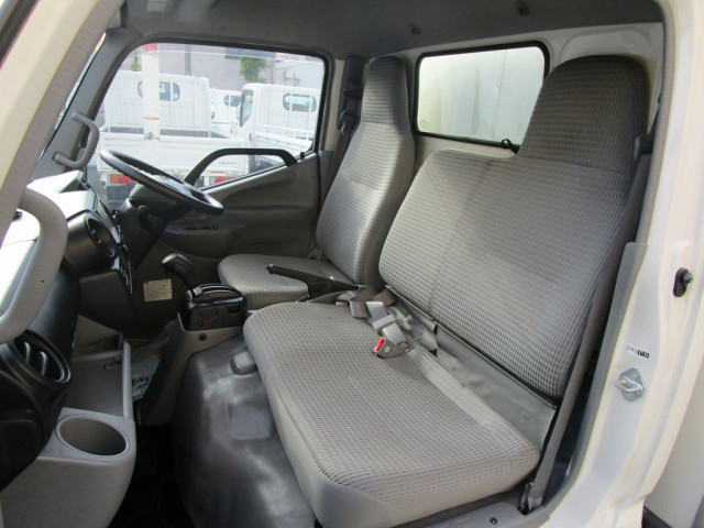トヨタ トヨエース 小型 バン TPG-XZU605(93506) 26枚目
