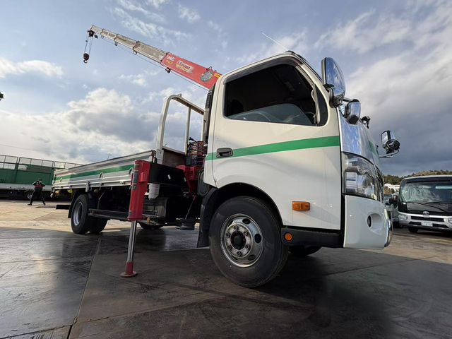 トヨタ トヨエース 小型 平ボディ（クレーン付） TKG-XZU722(83789) 35枚目