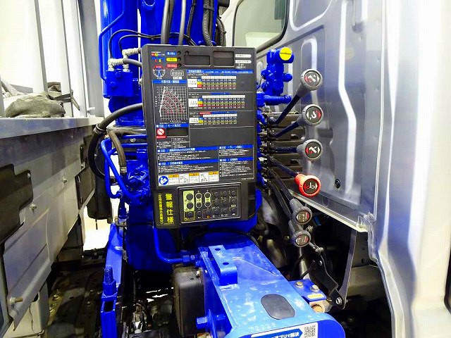 トヨタ ダイナ 小型 平ボディ（クレーン付） 2RG-XZU650(105318) 32枚目