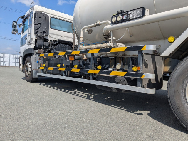 Nissan UD quon Large Bulk truck QKG-CD5ZL(109823) 12枚目