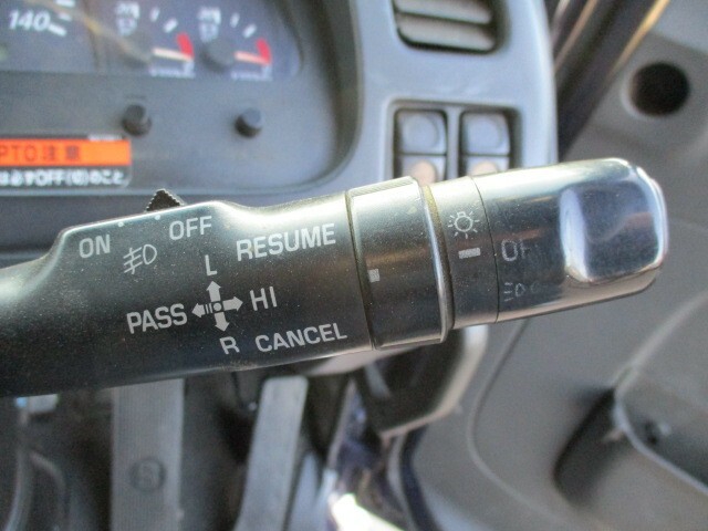 いすゞ ギガ 大型 平ボディ（クレーン付） PDG-CYY77V8(7752) 34枚目