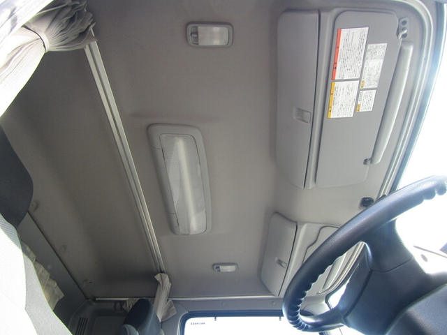 日野 レンジャー 中型 バン TKG-FD7JLAA(8181) 11枚目