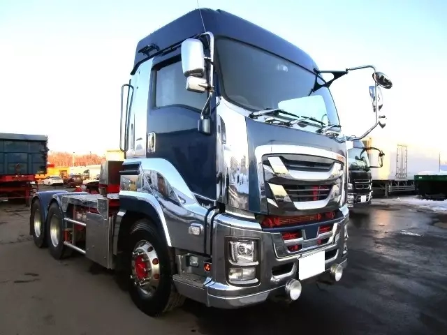 Isuzu giga Small Tractor head(double) 2DG-EXZ52CK(72666) 3枚目