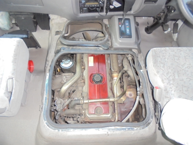 トヨタ コースター 中型 バス PB-XZB50(9728) 26枚目