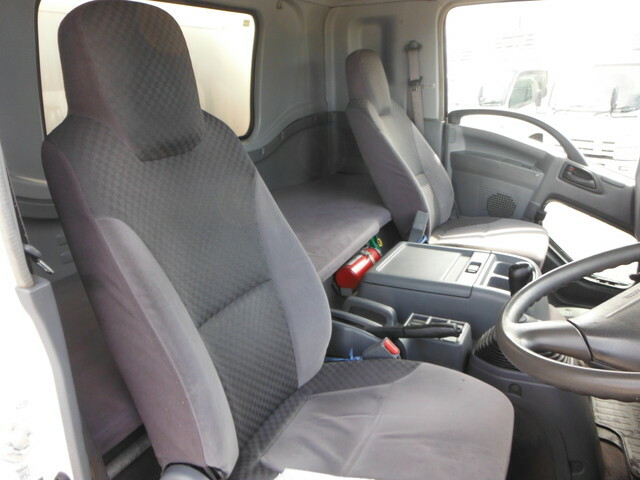 いすゞ フォワード 中型 幌車（ウィング式） PKG-FRR90S2(7916) 10枚目